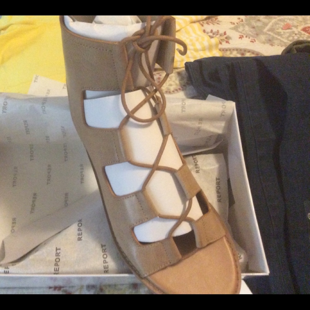 Free Shipping!!!Leather Laced Sandal